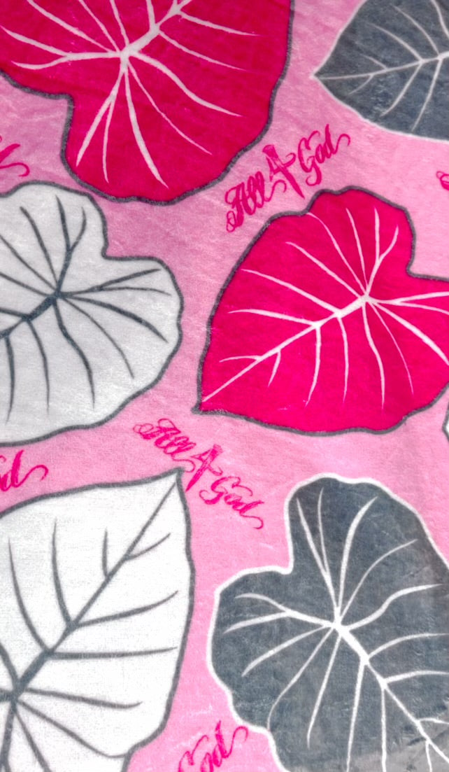 Pink Kalo Double-Sided Blanket